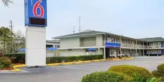 Motel 6 Charleston South