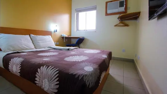 Travel House Budget sLekki | Lagos (ve civarı) - Lekki