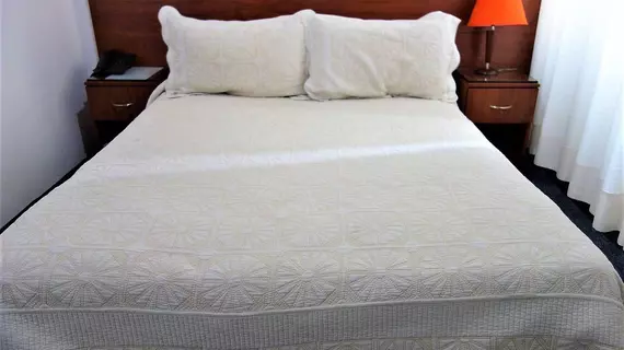 Hotel Lourdes | Cundinamarca - Bogota (ve civarı) - Bogota - Barrios Unidos