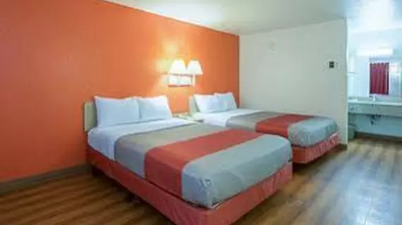 Motel 6 Hammond - Chicago Area | Indiana - Hammond