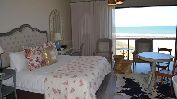 On the Beach Guesthouse & Apartments | Eastern Cape - Kouga - Jeffreys Bay