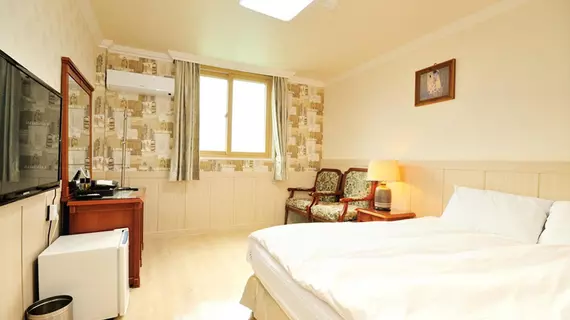 Chambord Hotel | Güney Jeolla - Suncheon (ve civarı) - Yeosu - Wagol