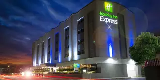 Holiday Inn Express Mexico Toreo