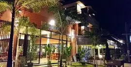 Front Beach Hotel | Prachuap Khiri Khan (ili) - Hua Hin (ve civarı) - Pranburi - Pak Nam Pran