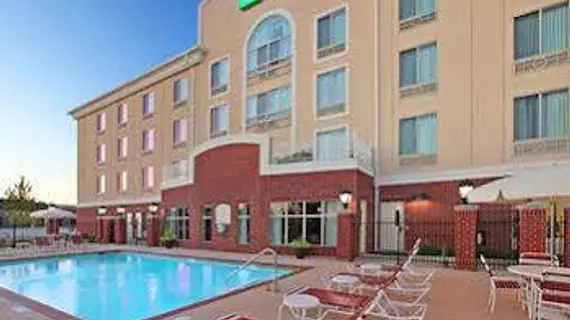 Holiday Inn Express Hotel and Suites Shreveport South Park Plaza | Louisiana - Bossier Parish - Shreveport (ve civarı) - Shreveport