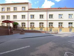 Hotel Ostruvek