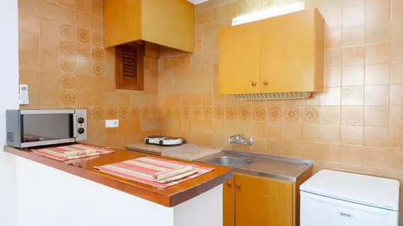 Apartamentos Puet | Balearic Adaları - İbiza Adası - Sant Antoni de Portmany