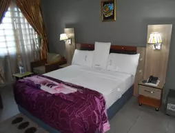 Crownedge Hotels | Lagos (ve civarı) - Lagos - Onigbongbo - Ikeja