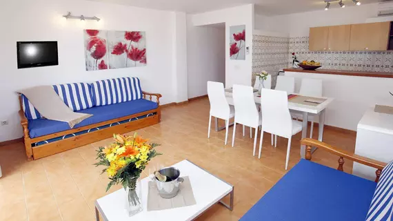 Apartamentos Sandic | Balearic Adaları - İbiza Adası - Santa Eulalia del Rio - Es Canar