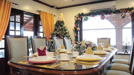 Forty 8 Bed and Breakfast | Cavite - Tagaytay