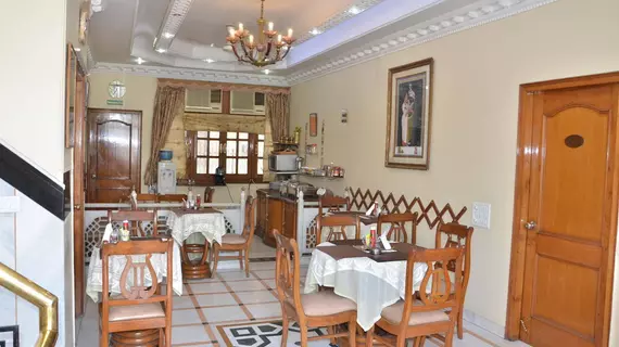 Bajaj Indian Home Stay | Batı Delhi - Ulusal Eyalet Başkenti Delhi - Delhi (ve civarı) - Yeni Delhi - Karol Bagh