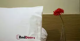 RedDoorz @ Mayjen Sungkono | Doğu Cava - Surabaya