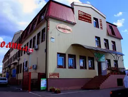 Mini-hotel on Elektrotechnichnaya Street 18 | Kiev (ve civarı) - Kiev - Sol Yaka