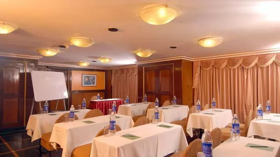 Hotel Park View | Maharaştra - Raigad - Bombay (ve civarı) - Bombay - Malad - Batı Banliyöleri