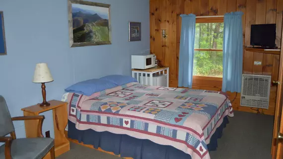 Gilcrest Cottages and Motel | New Hampshire - Thornton