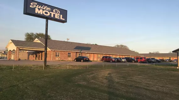 Suite 16 Motel | Oklahoma - Gore