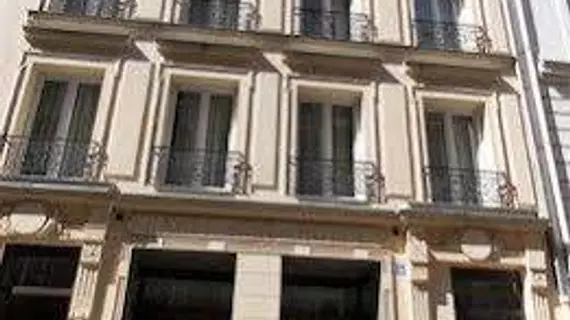 Le Baldaquin Excelsior | Ile-de-France - Paris - 17th Arrondissement - Batignolles