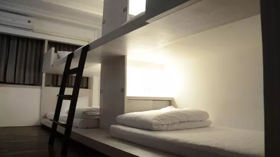 3Howw Hostel @ Sukhumvit 21 | Bangkok - Bangkok Merkezi İş Bölgesi