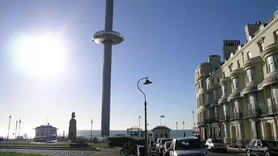 Brighton GetawaysSpacious Studio Apt | Essex (kontluk) - Güney Sahili