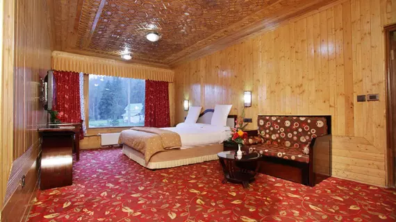 Grand Mumtaz Cottage | Cammu ve Keşmir - Srinagar (ve civarı) - Gulmarg