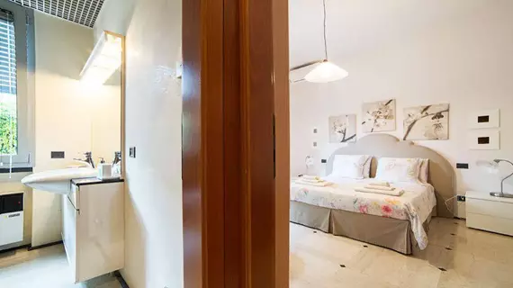 B&B Villa Adriano | Lombardy - Brescia (il) - Desenzano del Garda