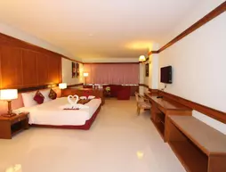 Camelot Hotel Pattaya | Chonburi (vilayet) - Pattaya (ve civarı) - Pattaya - Pattaya Körfezi