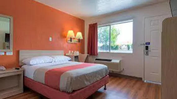 Motel 6 Stanton | Kaliforniya - Orange County - Stanton