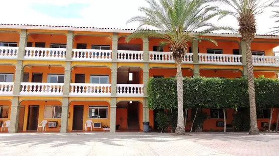 Hotel La Hacienda de la Langosta Roja | Kuzey Baja California - Mexicali - San Felipe