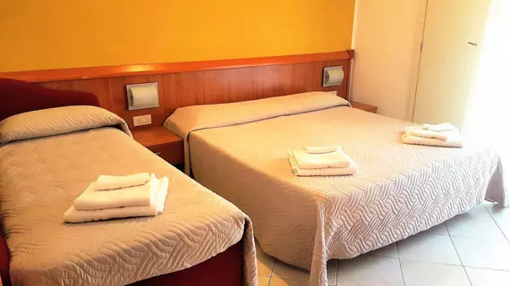 Hotel Bengasi | Emilia-Romagna - Rimini - Marina Centro