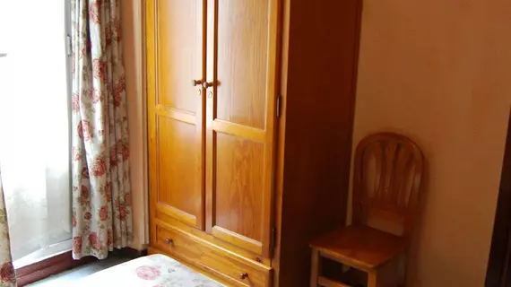 Hostal La Perla Asturiana | Madrid Özerk Topluluğu - Madrid (ve civarı) - Madrid