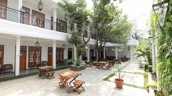 de' Halimun Guest House | West Java - Bandung (ve civarı) - Bandung - Malabar - Lengkong