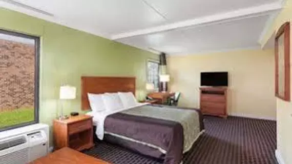 Days Inn Bowling Green | Kentucky - Bowling Green (ve civarı) - Bowling Green