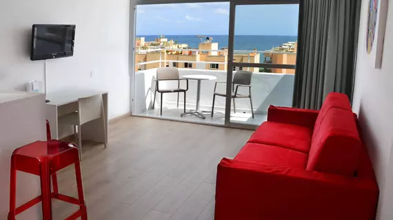 Tivoli Apartamentos | Balearic Adaları - İbiza Adası - Sant Josep de sa Talaia - Playa d'en Bossa