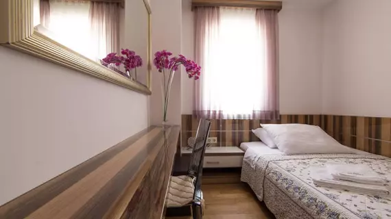 Apartments Villa Novak 1 | Split-Dalmaçya - Okrug - Okrug Donji