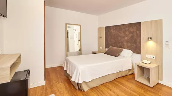 Hotel Principe | Balearic Adaları - Mayorka Adası - Campos - Migjorn