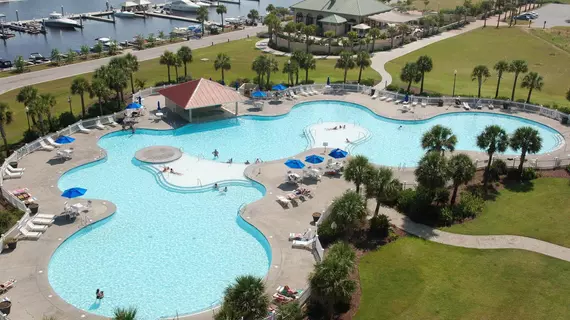 Barefoot Resort and Yacht Club | Güney Karolayna - Myrtle Plajı (ve civarı) - North Myrtle Beach