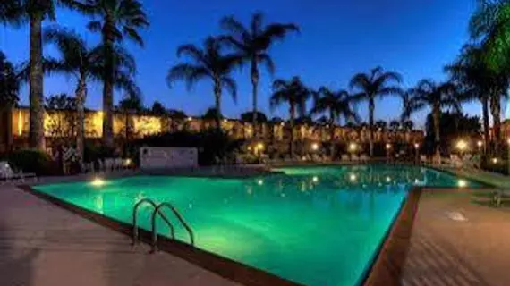 Valley Inn | Kaliforniya - Los Angeles County - Mission Hills