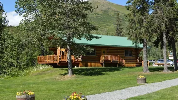 Summit Lake Lodge | Alaska - Moose Pass