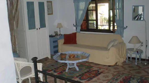 Bakkhos Guesthouse | Aydın - Kuşadası