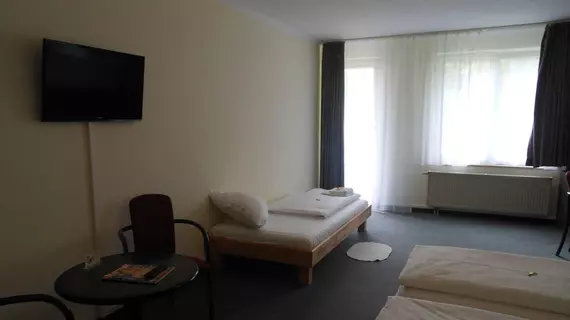 Garden Hotel | Kuzey Ren-Westfalia - Düsseldorf (ve civarı) - Düsseldorf