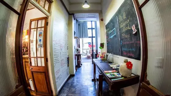 Chile Lindo Hostel | Santiago - Santiago (ve civarı) - Santiago