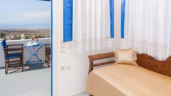 Georgis Apartments | Ege Adaları - Santorini