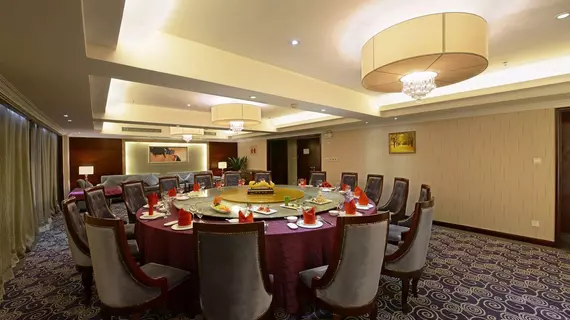 Leeden Hotel Chengdu | Sişuan - Chengdu - Shahepu - Jinjiang