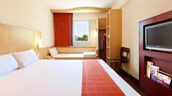 IBIS Anshan Shengli Square | Liaoning - Anshan