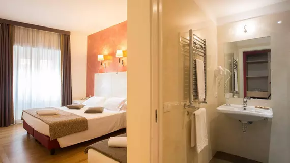 Floris Hotel | Lazio - Roma (ve civarı) - Roma Kent Merkezi - Rione XVIII Castro Pretorio