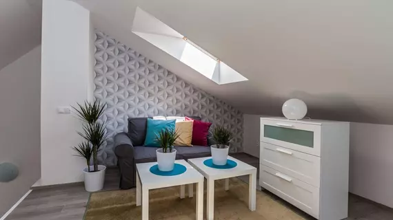 Comfortable Prague Apartments | Prag - Městská čast Praha 7 (en büyük Prag ilçesi) - Holesovice