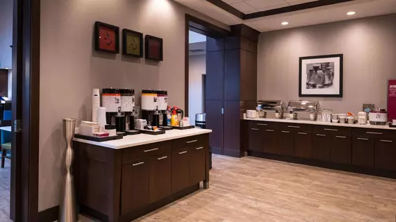 Hampton Inn and Suites Olympia Lacey | Washington - Olympia (ve civarı) - Olympia