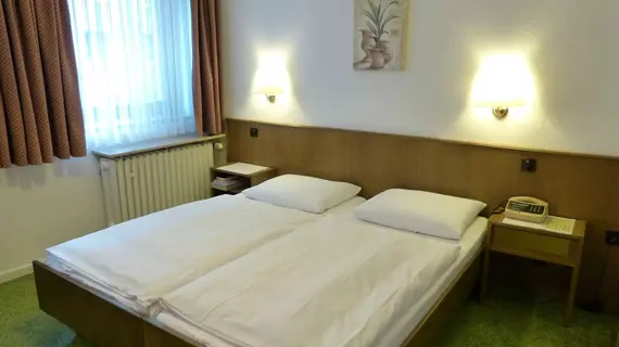 Hotel Wurms | Kuzey Ren-Westfalia - Düsseldorf (ve civarı) - Düsseldorf - Friedrichstadt