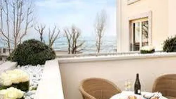 Hotel Villa Rosa Desenzano | Lombardy - Brescia (il) - Desenzano del Garda