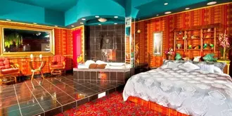 Mariaggi's Theme Suite Hotel & Spa